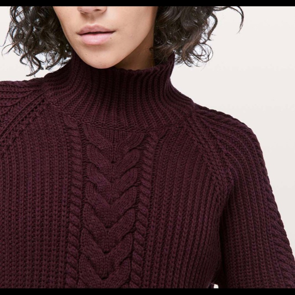 Lululemon bring the cozy sweater - Picture 2 of 5